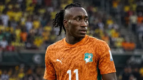 Real Madrid oficializa a chegada do atacante Diomandé