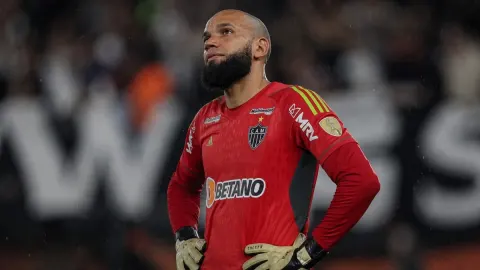 Everson vira dúvida no Atlético-MG após trauma no pé esquerdo