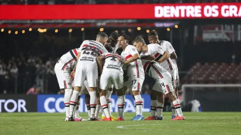 São Paulo fecha grupo após eliminação e mira reta final do Brasileirão