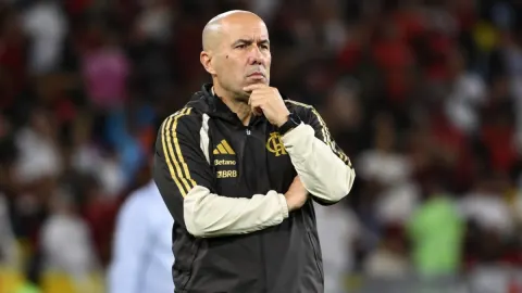 Estimativa põe Leonardo Jardim acima dos astros do Flamengo