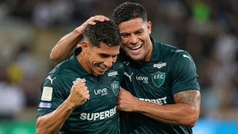 Savarino brilha, Fluminense goleia e muda cenário no Brasileirão