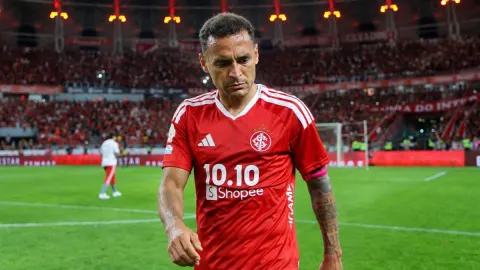 Inter encontra três caminhos para suprir ausência de Alan Patrick