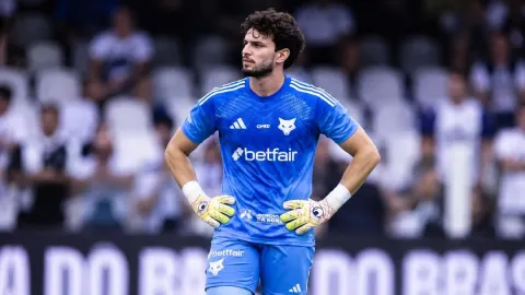 Otávio encara nova cobrança no Cruzeiro após salto à Seleção