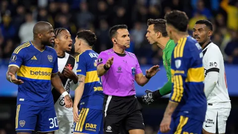 Boca faz críticas a arbitragem no primeiro jogo da semifinal contra o Vasco