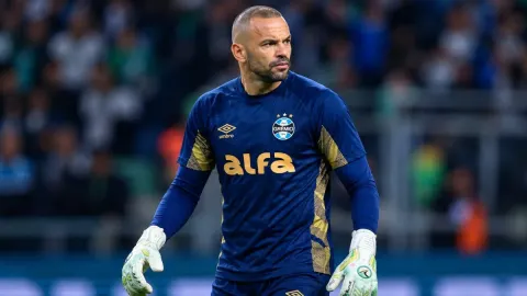 Santos mira goleiro do Grêmio, mas negócio tem obstáculos para 2027