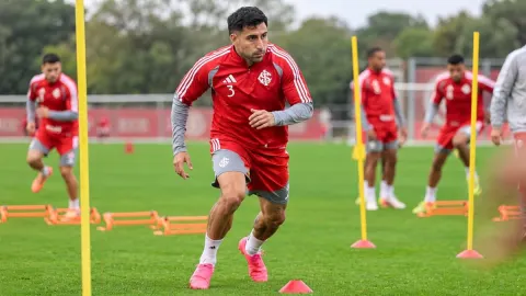 Maripán antecipa volta e surge como novidade no Inter