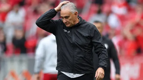 Tite enfrenta pressão após início turbulento no Botafogo