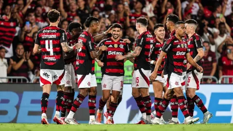 Caso Rojo mantém Flamengo na disputa por vaga na final da Libertadores