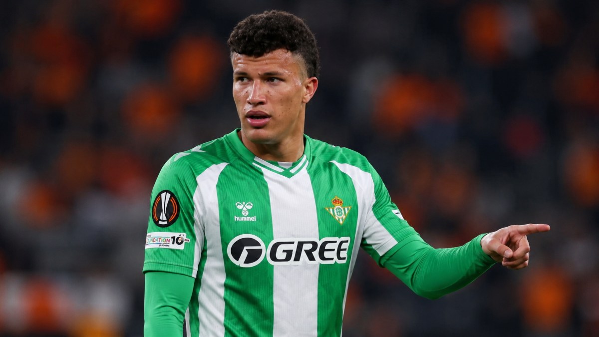 Vasco mantém pressão sobre o Betis por desfecho com Nelson Deossa
