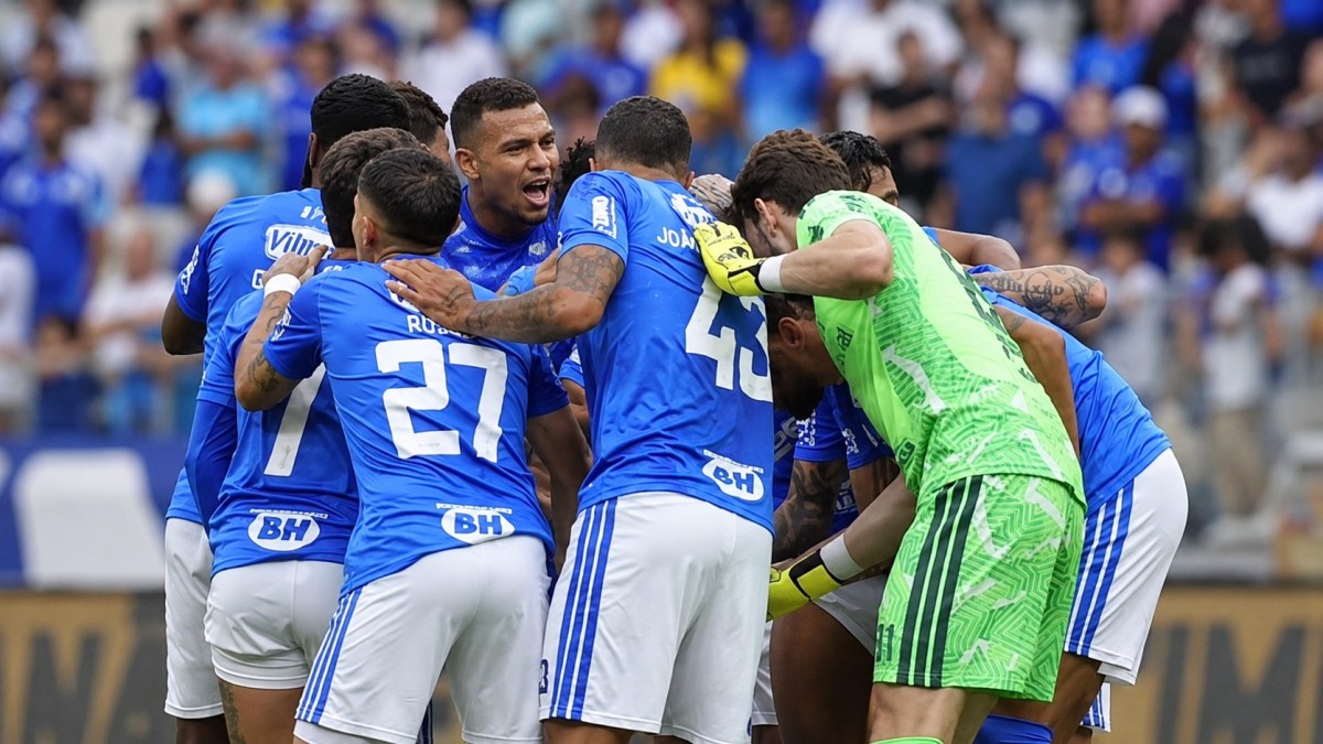 Cruzeiro chega ao clássico com cenário que pode fazer diferença