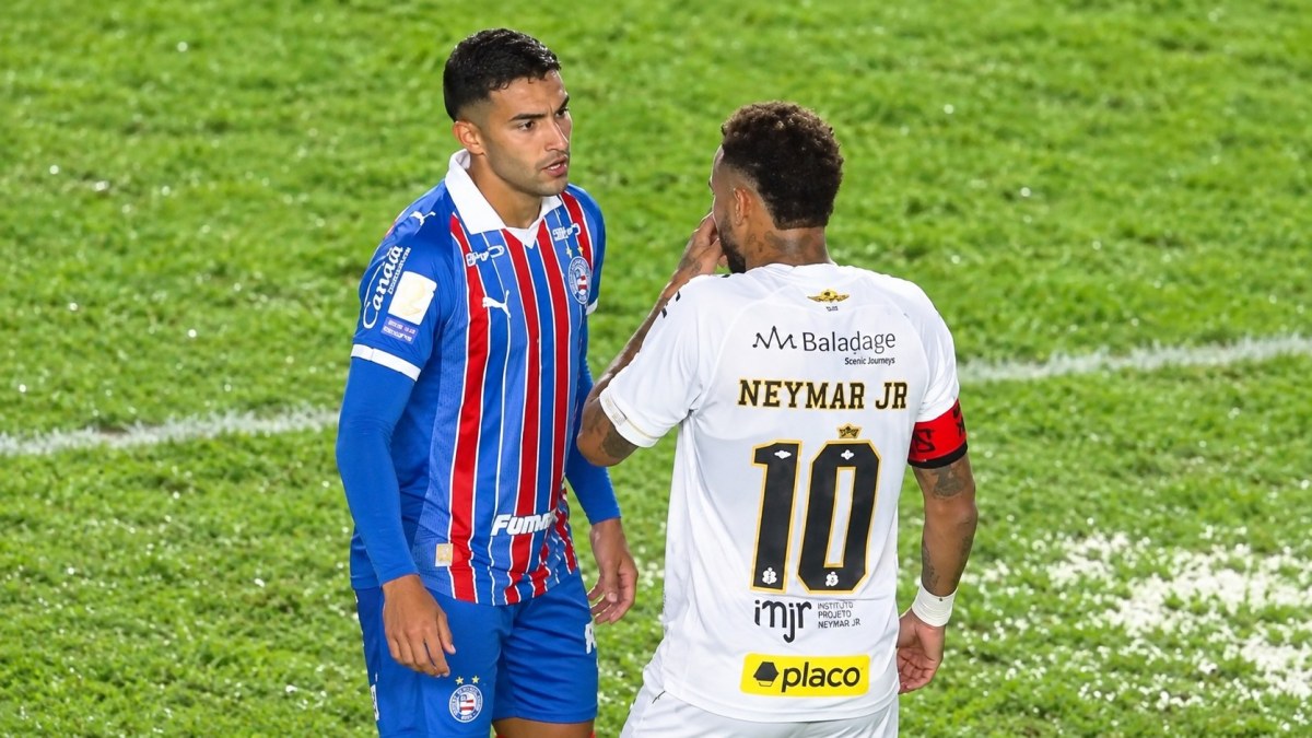 Neymar encara julgamento no STJD após expulsão contra o Bahia