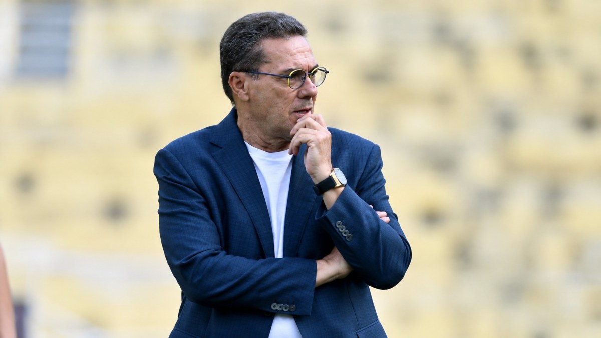 Luxemburgo fala sobre possível convite do Corinthians e deixa porta aberta