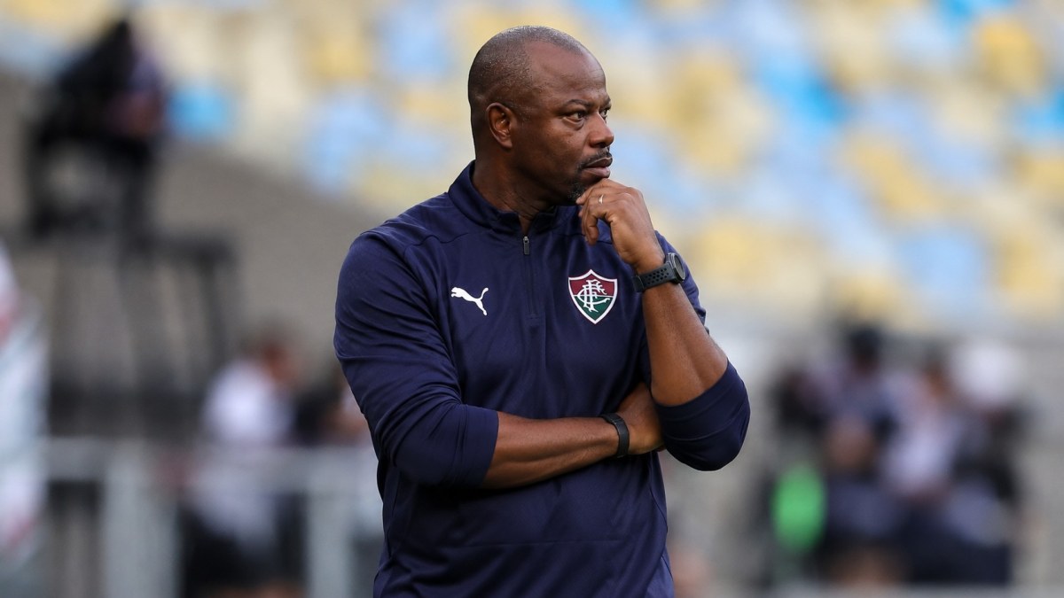 Fluminense perde peça importante e Marcão busca solução na zaga