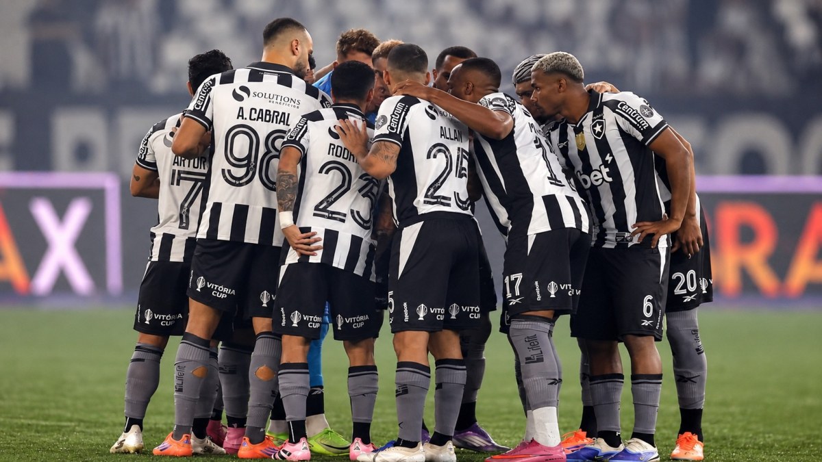 Botafogo reavalia estratégia para contar com atacante
