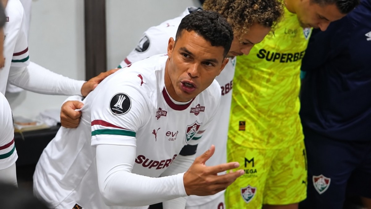 Thiago Silva deixa futuro em aberto após discurso no vestiário